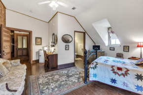 Greer Room at Main Street Bed & Breakfast